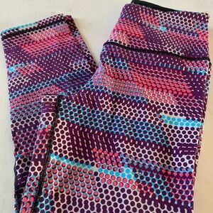 Victoria's Secret Purple and Pink Leggings with Textured Pattern